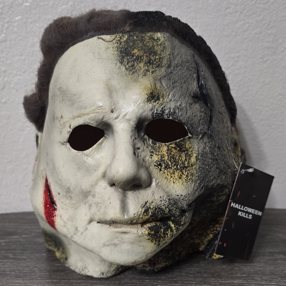 Halloween Kills Mask - Black and White